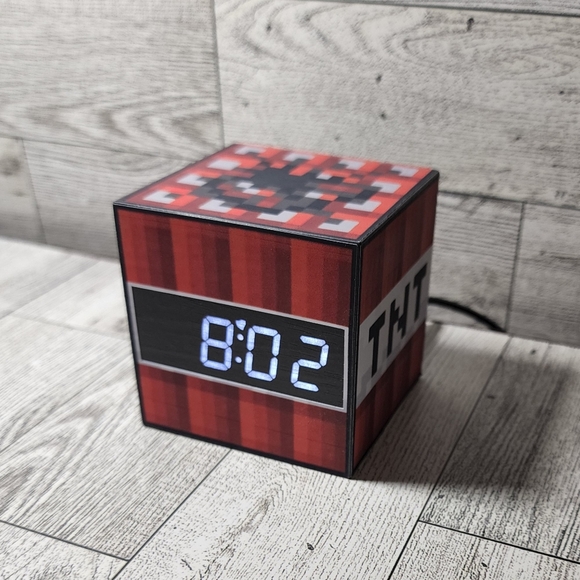 Minecraft alarm clock - Picture 2 of 3